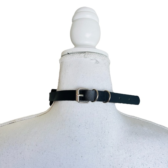 NWT Black Leather Silver Studded O-Ring Collar Choker - Picture 7 of 8